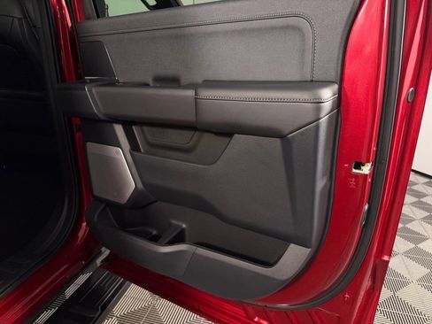 Used 2025 Ford F150 Lariat w/ Equipment Group 502A High image 29