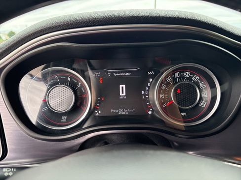 Used 2015 Dodge Challenger R/T Scat Pack RWD image 23