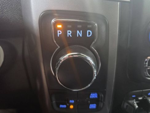 Used 2021 RAM 1500 Warlock AWD/4WD image 37