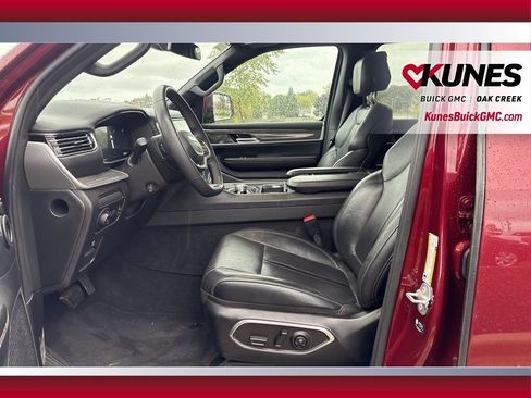 Used 2022 Jeep Wagoneer Series II image 10