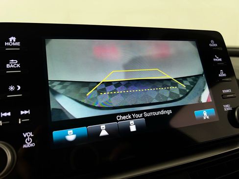 Used 2020 Honda Accord Sport image 19