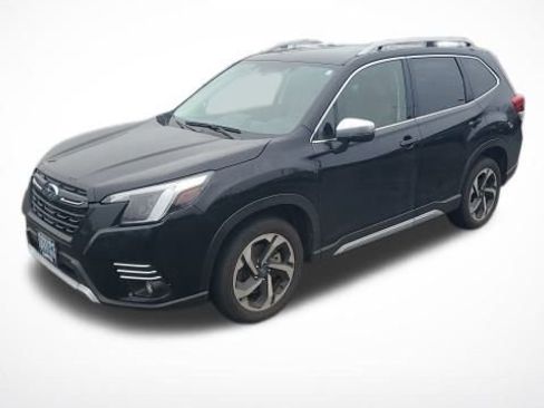 Used 2024 Subaru Forester Touring image 3