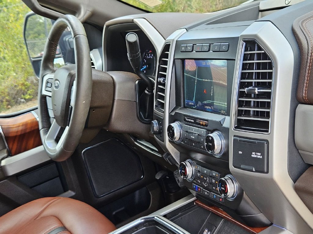 Used 2020 Ford F250 King Ranch w/ King Ranch Ultimate Package AWD/4WD image 13