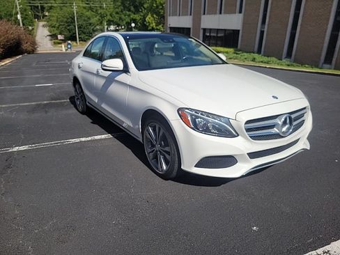 Used 2016 Mercedes-Benz C 300 4MATIC Sedan image 2