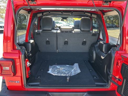 Used 2024 Jeep Wrangler Unlimited Rubicon 4xe image 67