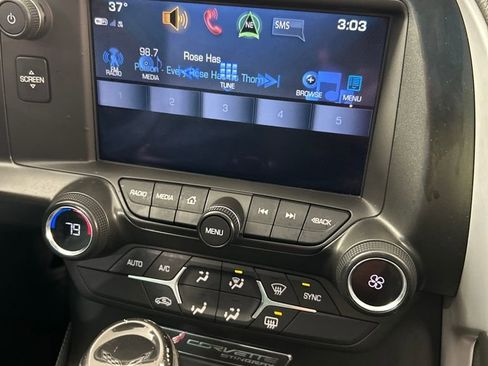 Used 2019 Chevrolet Corvette Stingray Coupe w/ 1LT image 15