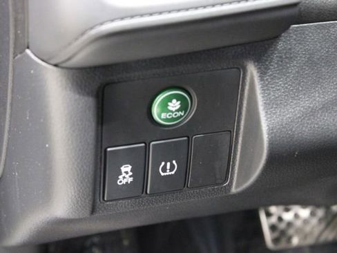 Used 2022 Honda HR-V Sport image 17