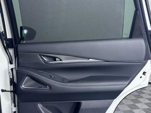 Certified 2025 INFINITI QX60 Luxe w/ Vision Package image 28