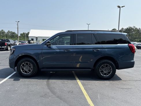 New 2027 Ford Expedition Active RWD image 17