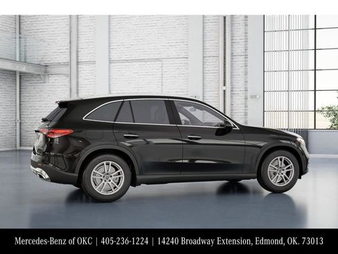 Used 2026 Mercedes-Benz GLC 300 4MATIC image 18