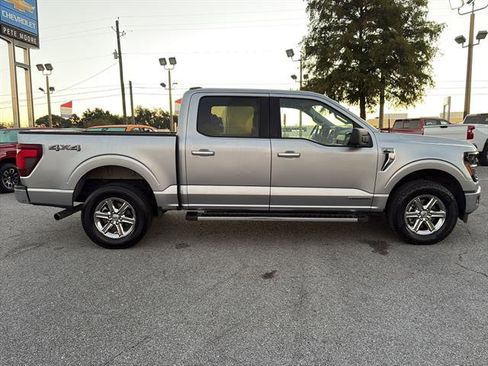 Used 2024 Ford F150 XLT w/ Mobile Office Package image 8
