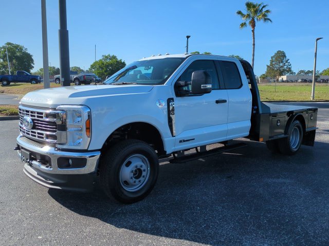 New 2026 Ford F350 XL w/ XL Chrome Package AWD/4WD image 9