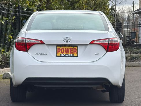 Used 2014 Toyota Corolla LE image 5
