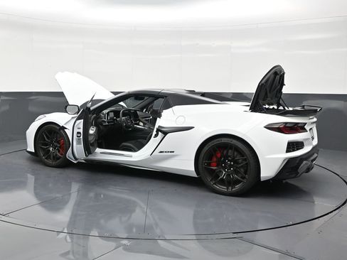 Used 2026 Chevrolet Corvette Z06 image 31