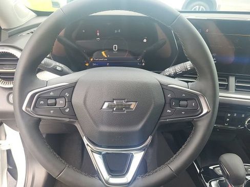 New 2026 Chevrolet Trax ACTIV w/ Sunroof Package FWD image 35