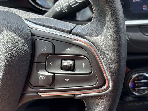 Used 2023 Buick Encore GX Select w/ Safety Package II FWD image 18