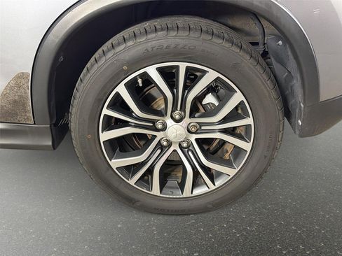 Used 2016 Mitsubishi Outlander Sport SE AWD/4WD image 28