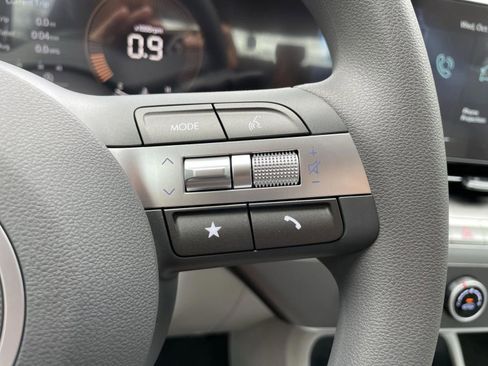 New 2026 Hyundai Kona SE image 23