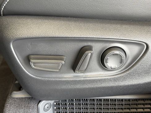 New 2026 Toyota Sienna XSE FWD image 18
