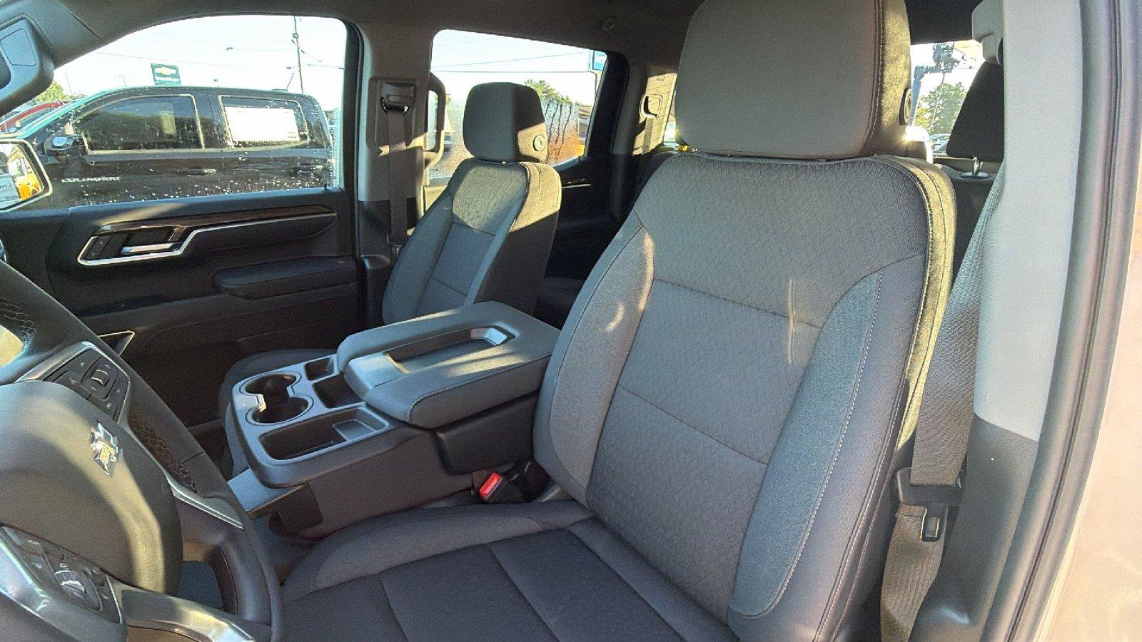New 2026 Chevrolet Silverado 1500 RST AWD/4WD image 4