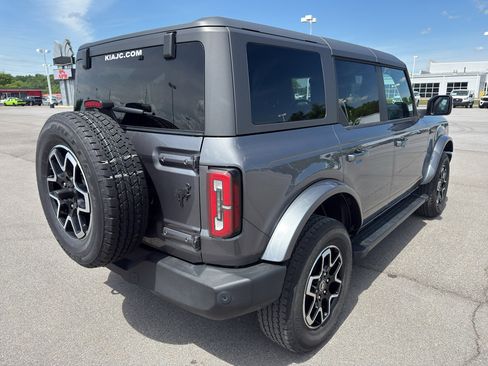 Used 2023 Ford Bronco Outer Banks AWD/4WD image 5
