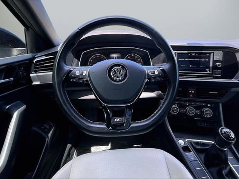 Used 2021 Volkswagen Jetta R-Line FWD image 11