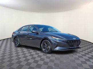 Used 2021 Hyundai Elantra SEL w/ Convenience Package FWD video 1