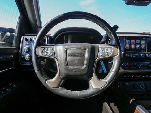 Used 2019 GMC Sierra 2500 Denali w/ Duramax Plus Package AWD/4WD image 45