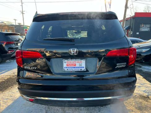 Used 2018 Honda Pilot Touring image 35