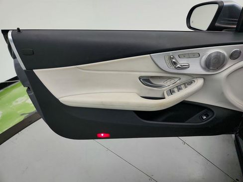 Used 2017 Mercedes-Benz C 300 Cabriolet image 22