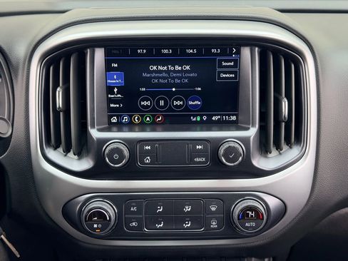 Used 2022 Chevrolet Colorado ZR2 image 18