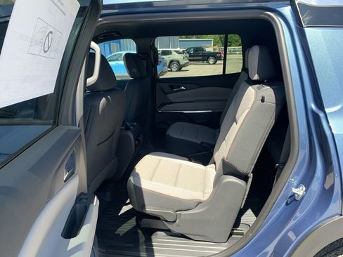 New 2026 Chevrolet Traverse LT w/ LPO, Floor Liner Package FWD image 15