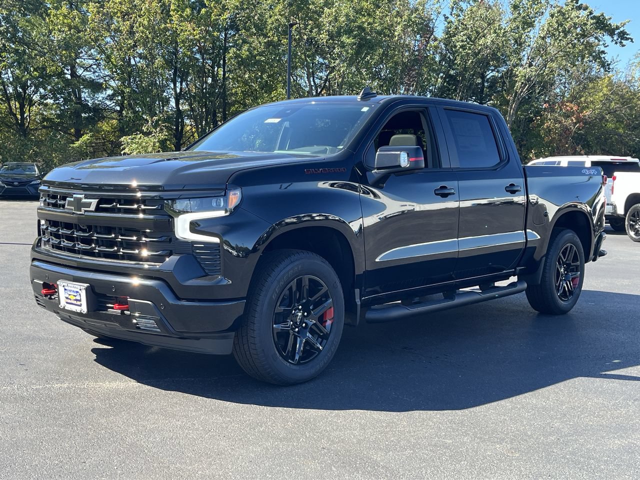 New 2026 Chevrolet Silverado 1500 RST w/ Redline Edition AWD/4WD image 2