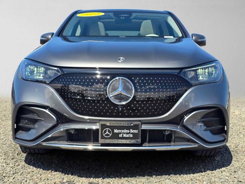 Used 2023 Mercedes-Benz EQE 350+ SUV w/ AMG Line Exterior Package image 9
