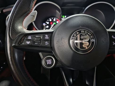 Used 2020 Alfa Romeo Stelvio Ti Sport AWD/4WD image 13