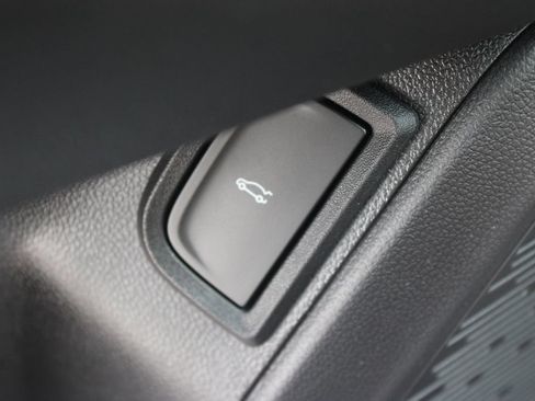 New 2027 Chevrolet Equinox RS w/ Convenience Package III AWD/4WD image 48