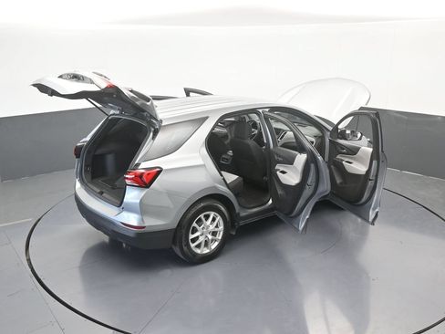 Used 2024 Chevrolet Equinox LS FWD image 63