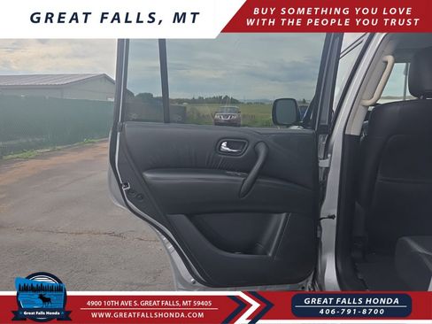 Used 2022 Nissan Armada SV image 13