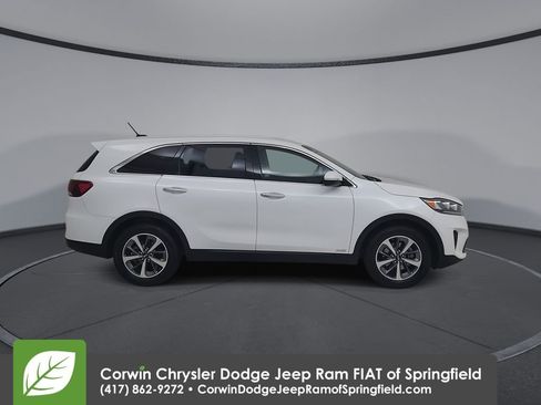 Used 2020 Kia Sorento AWD V6 image 17