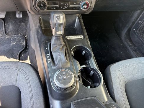 Certified 2025 Ford Bronco 2-Door AWD/4WD image 25
