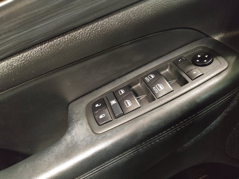 Used 2020 Jeep Grand Cherokee Laredo AWD/4WD image 27