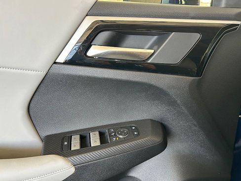 New 2026 Mitsubishi Outlander SE image 27