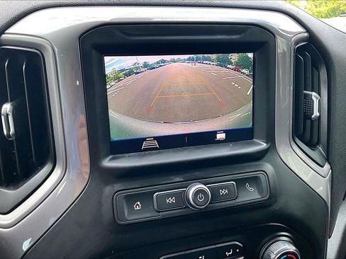 Used 2021 Chevrolet Silverado 1500 Custom AWD/4WD image 19