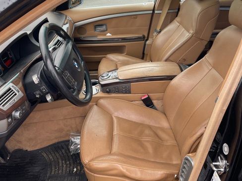Used 2007 BMW 750i RWD image 17