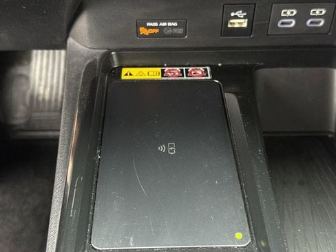 Used 2025 Toyota Camry LE FWD image 22