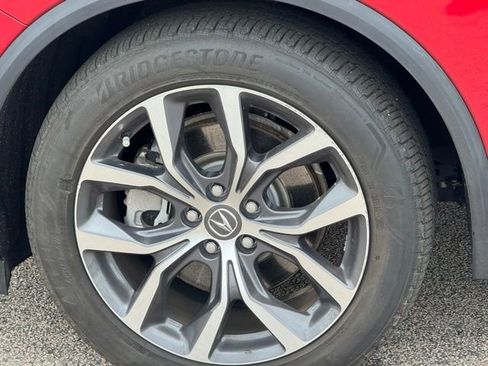 Used 2023 Acura MDX SH-AWD w/ Technology Package image 3