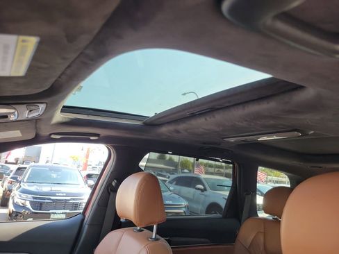 Used 2024 Kia Telluride SX Prestige X-Line image 31