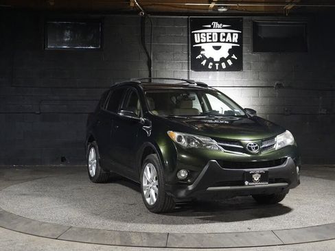 Used 2013 Toyota RAV4 Limited AWD/4WD image 8