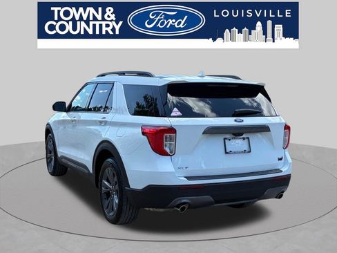 Used 2023 Ford Explorer XLT w/ Equipment Group 202A RWD image 5