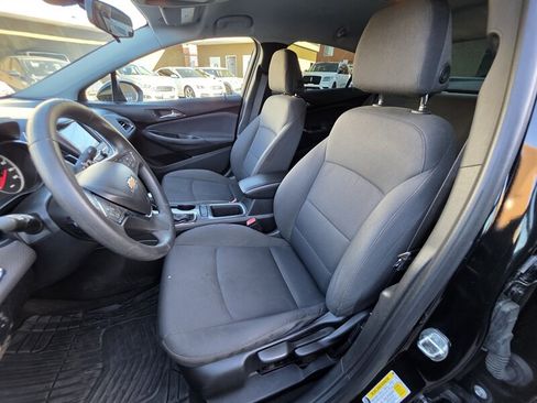 Used 2019 Chevrolet Cruze LS w/ LS Convenience Package FWD image 15
